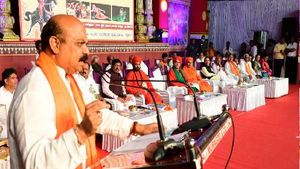 ಮುಂಬೈ ಕರ್ನಾಟಕಕ್ಕೆ ಕಿತ್ತೂರು-ಕರ್ನಾಟಕ ಎಂದು ನಾಮಕರಣ: ಸಿಎಂ ಭರವಸೆ  