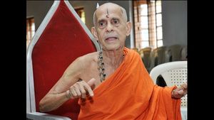  ಪೇಜಾವರ ವಿಶ್ವೇಶತೀರ್ಥರಿಗೆ ಮರಣೋತ್ತರ ಪದ್ಮವಿಭೂಷಣ ಗೌರವ: ಪ್ರಶಸ್ತಿ ಸ್ವೀಕರಿಸಲಿರುವ ಕಿರಿಯ ಶ್ರೀಗಳು
