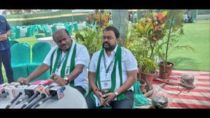 ಸಿಎಂ ಹುದ್ದೆಗೆ ಅಡ್ಡಿಯಾದ ನಾಯಕರ ಸೋಲಿಗೆ ಕಾರಣ ಯಾರು?; ಡಿಕೆಶಿಗೆ ಖಡಕ್ ಪ್ರಶ್ನೆ ಹಾಕಿದ ಎಚ್‌ಡಿಕೆ