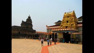  ರಾಷ್ಟ್ರಪತಿ ಭೇಟಿ ಹಿನ್ನೆಲೆ: ಅ.8ರಂದು ಶೃಂಗೇರಿ ದೇವಸ್ಥಾನಕ್ಕೆ ಭಕ್ತರ ಪ್ರವೇಶ ನಿಷೇಧ
