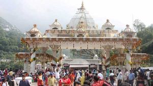  ವೈಷ್ಣೋದೇವಿ ದರ್ಶನಕ್ಕೆ ತೆರಳುವ ಯಾತ್ರಾರ್ಥಿಗಳು ಗಮನಿಸಿ: ನೂತನ ಕೋವಿಡ್‌ ಮಾರ್ಗಸೂಚಿ ಪ್ರಕಟ