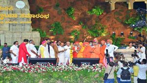 ಉದಯವಾಯಿತು ವಿಜಯನಗರ: ನೂತನ ಜಿಲ್ಲೆ ಉದ್ಘಾಟಿಸಿದ ಸಿಎಂ ಬಸವರಾಜ ಬೊಮ್ಮಾಯಿ 
