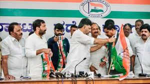 ದಾವಣಗೆರೆ; ಡಿಕೆಶಿ ಸಮ್ಮುಖದಲ್ಲಿ ಕಾಂಗ್ರೆಸ್ ಸೇರಿದ ಜೆಡಿಎಸ್ ನಾಯಕ! 