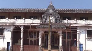 ಭುವನಗಿರಿಯಲ್ಲಿದೆ ನೂರಾರು ವರ್ಷಗಳ ಇತಿಹಾಸವುಳ್ಳ ಕನ್ನಡಾಂಬೆಯ ಏಕೈಕ ದೇಗುಲ!