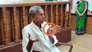 ಪದ್ಮಶ್ರೀ ಸ್ವೀಕರಿಸುವ ವೇಳೆ ಹಾಜಬ್ಬರ ಬೆರಳಿಗಾಗಿತ್ತು ಗಾಯ! 