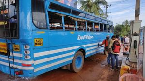ಕೇರಳ ಗಡಿಭಾಗದ ಪೆಟ್ರೋಲ್ ಬಂಕ್‌ಗಳಲ್ಲಿ ಭರ್ಜರಿ ವ್ಯಾಪಾರ! 
