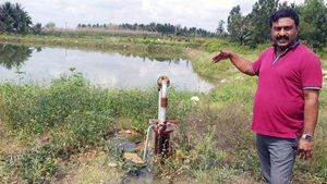 ಕೊಳವೆ ಬಾವಿಗಳಿಗೆ ಜೀವಸೆಲೆಯಾದ ಕೃಷಿಹೊಂಡ! 