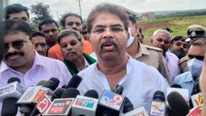 ಅಕಾಲಿಕ ಮಳೆ; ಬೆಳೆ ಹಾನಿ ಪರಿಹಾರ ನೇರ ರೈತರ ಖಾತೆಗೆ 