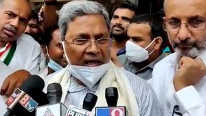  ನಳಿನ್‌ಕುಮಾರ್ ಒಬ್ಬ ಭಯೋತ್ಪಾದಕ, ಆತನ ಮಾತಿಗೆ ಮೂರು ಕಾಸಿನ ಕಿಮ್ಮತ್ತಿಲ್ಲ: ಸಿದ್ದರಾಮಯ್ಯ ಕಿಡಿ