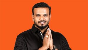 ರಾಜಕೀಯಕ್ಕೆ ಬರುವುದಾಗಿ ಘೋಷಿಸಿದ ಖ್ಯಾತ ನಿರ್ಮಾಪಕ 