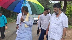 ವಿಡಿಯೋ; ಸಿದ್ದರಾಮಯ್ಯ ಬೆಂಗವಾಲು ವಾಹನ ಅಪಘಾತ 