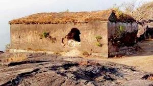 ಬೆಳ್ತಂಗಡಿ; ಗಡಾಯಿಕಲ್ಲು ಪ್ರವೇಶಕ್ಕೆ ಟಿಕೆಟ್ ನೀಡದೆ ಅಕ್ರಮ, ಆರೋಪ 