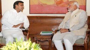  ಯೋಗಿ 'ಅನುಪಯೋಗಿ': ಮೋದಿಗೆ ಅಖಿಲೇಶ್‌ ಯಾದವ್‌ ಟಾಂಗ್‌
