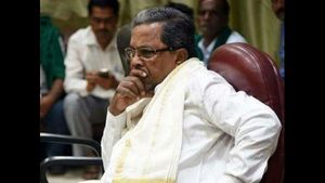 'ಗೆಲ್ಲೋ ಯೋಗ್ಯತೆ ಇಲ್ಲದಿದ್ದರೆ ಯಾಕೆ ನಿಲ್ಲಬೇಕು': ಸಿದ್ದರಾಮಯ್ಯಗೆ ಹೊಸ ಸಂಕಟ