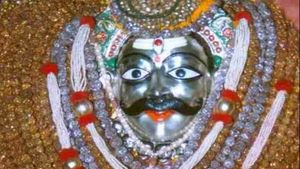 'ಕಾಶಿ ಕೊತ್ವಾಲ್ ಪೂಜೆ ನಂತರ ಕೆಲಸ ಮಾಡಿ' : ಕಾಶಿ ಕಾಲ ಭೈರವ್ 