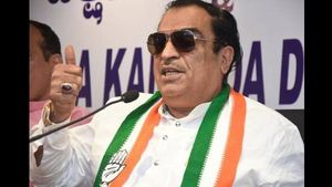 ನಿನ್ನೆಯ ಅಬ್ಬರದ ಹೇಳಿಕೆಗೆ ಇಂದು ಕ್ಷಮೆಯಾಚಿಸಿದ ಸಿ.ಎಂ.ಇಬ್ರಾಹಿಂ