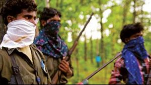 ನಕ್ಸಲ್ ನಾಯಕಿ ಹೊಸಗದ್ದೆ ಪ್ರಭಾ ತಮಿಳುನಾಡು ಪೊಲೀಸರಿಗೆ ಶರಣು! 