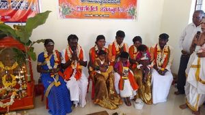 ಶಿವಮೊಗ್ಗ: ಕ್ರೈಸ್ತ ಧರ್ಮ ತೊರೆದು ಹಿಂದೂ ಧರ್ಮಕ್ಕೆ ಮರಳಿದ ಒಂದೇ ಕುಟುಂಬದ 9 ಮಂದಿ 