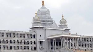 ಬೆಳಗಾವಿ; ವಿಧಾನ ಪರಿಷತ್‌ನ 15 ಕಾಂಗ್ರೆಸ್ ಸದಸ್ಯರು ಅಮಾನತು 