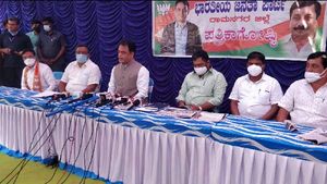 ಕಾಂಗ್ರೆಸ್ ಮೇಕೆದಾಟು ಯೋಜನೆ ಜಾರಿ ಮಾಡುವುದು ಅಸಾಧ್ಯ 