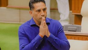 ಗೋವಾ; ಶಾಸಕ ಸ್ಥಾನಕ್ಕೆ ಸಂಸ್ಕೃತಿ ಖಾತೆ ಸಚಿವ ರಾಜೀನಾಮೆ 