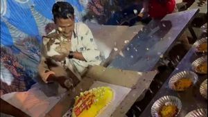 ಶಿವಮೊಗ್ಗ: ಪೆಂಡಾಲ್ ಹಾಕಿಸಿ ಶ್ವಾನದ ಅದ್ಧೂರಿ ಹುಟ್ಟುಹಬ್ಬ; 150 ಜನಕ್ಕೆ ಬಿರಿಯಾನಿ ಊಟ
