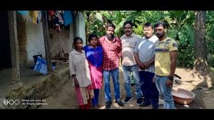 ಚಿಕ್ಕಮಗಳೂರು: 22 ವರ್ಷದ ಬಳಿಕ ತಾಯಿ ಮಡಿಲು ಸೇರಿದ ಮಗಳು; ಅಮ್ಮನನ್ನು ತಬ್ಬಿ ಕಣ್ಣೀರು 