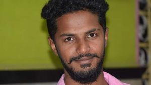 ಹರ್ಷ ಹಿಂದೂ ಎಂದು ಹೆಸರಿಟ್ಟುಕೊಂಡಿದ್ದೇ ತಪ್ಪಾ: ಸಹೋದರಿ ಅಶ್ವಿನಿ ಅಳಲು 
