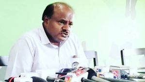 ಹಿಜಾಬ್ ಮತ್ತು ಶಿವಮೊಗ್ಗದ ಪ್ರಕರಣಕ್ಕೆ ಸಂಬಂಧ ಇಲ್ಲ: ಎಚ್‌ಡಿಕೆ 