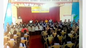 ಹಿಜಾಬ್ ವಿವಾದ; ಉಡುಪಿ ವಿದ್ಯಾರ್ಥಿನಿಯರು ಹೇಳಿದ್ದು ಹಸಿ ಸುಳ್ಳು 