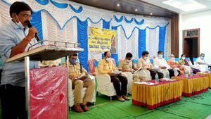 ಕೊಟ್ಟೂರು ರಥೋತ್ಸವ; ಪಾದಯಾತ್ರಿಗಳು, ಭಕ್ತರಿಗೆ ನಿಷೇಧ 