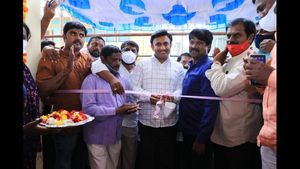 ಚಿಕ್ಕಬಳ್ಳಾಪುರ ನಗರಸಭೆ ಆವರಣದಲ್ಲೇ ಪಾವತಿ ಕೇಂದ್ರ; ಏನಿದರ ಪ್ರಯೋಜನ? 
