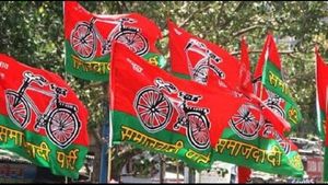 ವೈರಲ್ ಸುದ್ದಿ: 2 ಬಾರಿ ಸೋತಿರುವ ಪತಿಗೆ ಈ ಬಾರಿಯಾದ್ರೂ ಮತ ನೀಡಿ!