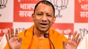 'ಯುಪಿಯನ್ನು ಕಾಶ್ಮೀರ, ಬಂಗಾಳ ಅಥವಾ ಕೇರಳವನ್ನಾಗಿ ಮಾಡಬೇಡಿ' ಮತದಾರರಿಗೆ ಯೋಗಿ ಮನವಿ