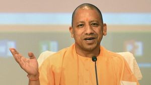 ಯಾವುದೇ ಮಹಿಳೆ ಆಯ್ಕೆಯಿಂದ ಹಿಜಾಬ್ ಧರಿಸುವುದಿಲ್ಲ: ಯೋಗಿ ಆದಿತ್ಯನಾಥ್