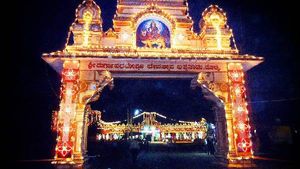  ಮುಸ್ಲಿಂ ವ್ಯಾಪಾರಿ ಕಟ್ಟಿಸಿದ ದೇವಾಲಯದ ಜಾತ್ರೆಗೆ ಮುಸ್ಲಿಮರಿಗೇ ನಿರ್ಬಂಧ!