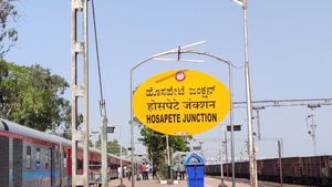 ಹೊಸಪೇಟೆ-ದಾವಣಗೆರೆ, ಹೊಸಪೇಟೆ-ಬಳ್ಳಾರಿ ಡೆಮು ರೈಲು; ವೇಳಾಪಟ್ಟಿ 
