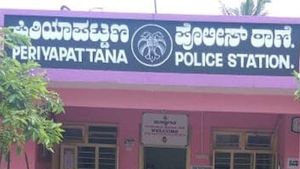 24 ವರ್ಷದಿಂದ ಅಣ್ಣನ ಹೆಸರಿನಲ್ಲಿ ಕೆಲಸ ಮಾಡುತ್ತಿದ್ದ ಶಿಕ್ಷಕನ ಬಂಧನ!