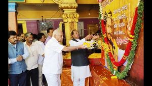 'ಗಾಂಧಿ ಕೊಲೆಗಾರ ಗೋಡ್ಸೆಯಲ್ಲಿ ದೇಶಭಕ್ತಿ ಕಾಣುವ ವ್ಯಕ್ತಿಯ ಸಾವಿಗೆ 25 ಲಕ್ಷ'