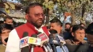 ಸ್ವಾಮಿ ಪ್ರಸಾದ್ ಮೌರ್ಯ ಬೆಂಗಾವಲು ವಾಹನದ ಮೇಲೆ ದಾಳಿ: ಎಸ್‌ಪಿ ವಿರುದ್ಧ ಆರೋಪ