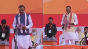 UP Cabinet Minister List 2022: ಇಬ್ಬರು ಉಪ ಮುಖ್ಯಮಂತ್ರಿಗಳು ಸೇರಿದಂತೆ 52 ಸಚಿವರ ಸಂಪೂರ್ಣ ಪಟ್ಟಿ 