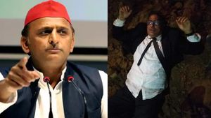 ಯುಪಿ: ಕಾಲುವೆ ನಿರ್ಮಾಣ ವಿರೋಧಿಸಿ ನೆಲದ ಮೇಲೆ ಮಲಗಿದ ನ್ಯಾಯಾಧೀಶ