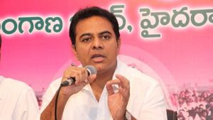  ಬಿಜೆಪಿ ಸಿನಿಮಾಗಳನ್ನು ಅಜೆಂಡಾ ಮಾಡಿಕೊಂಡು ಯುವಕರ ದಾರಿ ತಪ್ಪಿಸುತ್ತಿದೆ: ಕೆಟಿಆರ್