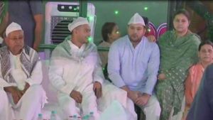 ರಾಬ್ರಿ ದೇವಿ ಇಫ್ತಾರ್ ಕೂಟದಲ್ಲಿ ಸಿಎಂ ನಿತೀಶ್ ಕುಮಾರ್; ಬಿಜೆಪಿಗೆ ಪರೋಕ್ಷ ಸಂದೇಶ!