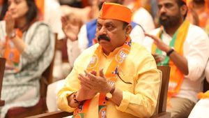 75 ಕೆರೆಕಟ್ಟೆಗಳನ್ನು ಅಭಿವೃದ್ಧಿಗೊಳಿಸಲು ಪ್ರಧಾನಿ ನರೇಂದ್ರ ಮೋದಿ ಸೂಚನೆ: ಸಿಎಂ ಬೊಮ್ಮಾಯಿ