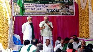ಬಳ್ಳಾರಿ: ರೈತರ ಸಾಲಗಳ ಮೇಲೆ ಚಕ್ರಬಡ್ಡಿ ವಿಧಿಸುವುದಕ್ಕೆ ಕರ್ನಾಟಕ ರೈತಸಂಘ ಆಕ್ಷೇಪ