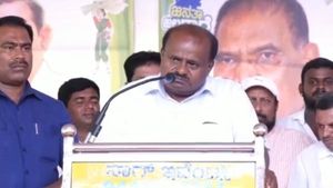 ಹಾಸನದಲ್ಲಿ ಜನತಾ ಜಲಧಾರೆ: ಎಚ್‌ಡಿಕೆ, ಗೌಡ್ರಿಗೆ ಕಸಿವಿಸಿ ತಂದ ಇಬ್ಬರ ಗೈರು!
