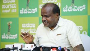 ನಾನು ಮಣ್ಣಿಗೆ ಹೋಗುವುದರೊಳಗೆ ಜೆಡಿಎಸ್‌ನಿಂದ ದಲಿತ ಸಿಎಂ ಮಾಡುವೆ: ಎಚ್‌ಡಿಕೆ