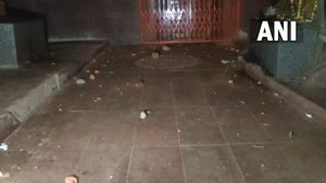 ಹುಬ್ಬಳ್ಳಿ ಗಲಭೆ ಆಡಿಯೋ: 'ಕಲ್ಲು ತೂರಾಟದ ವಿಡಿಯೋ ಹಂಚಿಕೊಂಡರೆ ಸಂಕಷ್ಟ' 
