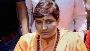  ಹಿಂದೂ ಹಬ್ಬಗಳ ಆಚರಣೆಯನ್ನ ವಿರೋಧಿಸುವವರು ಪಾಕಿಸ್ತಾನಕ್ಕೆ ಹೋಗಿ : ಸಂಸದೆ ಪ್ರಗ್ಯಾ ಸಿಂಗ್ 